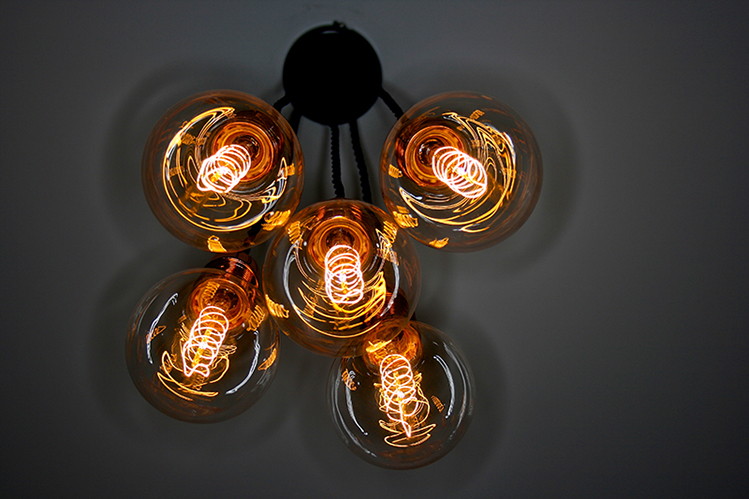 light made with 5 globe vintage light bulbs