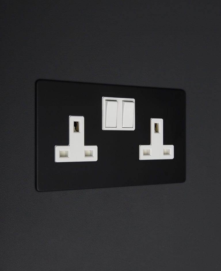 Black Double Socket Double Plug Socket with Black or White Inserts