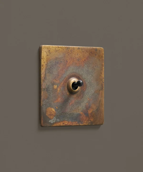 Elemental Gold single toggle switch