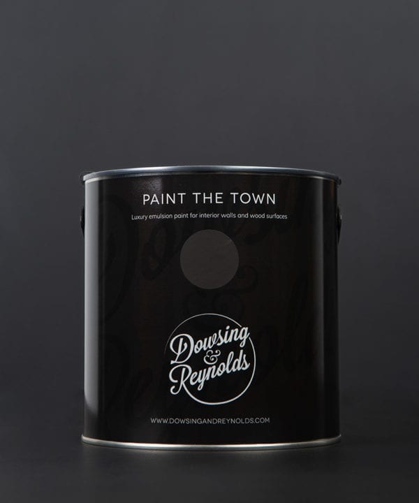 mud wrestling paint tin