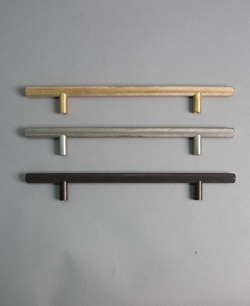 Skyscraper Knurled 25cm Kitchen Door Handle Extra Large