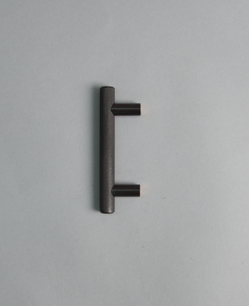 Skyscraper Knurled Kitchen Door Handle Available in Four Sizes