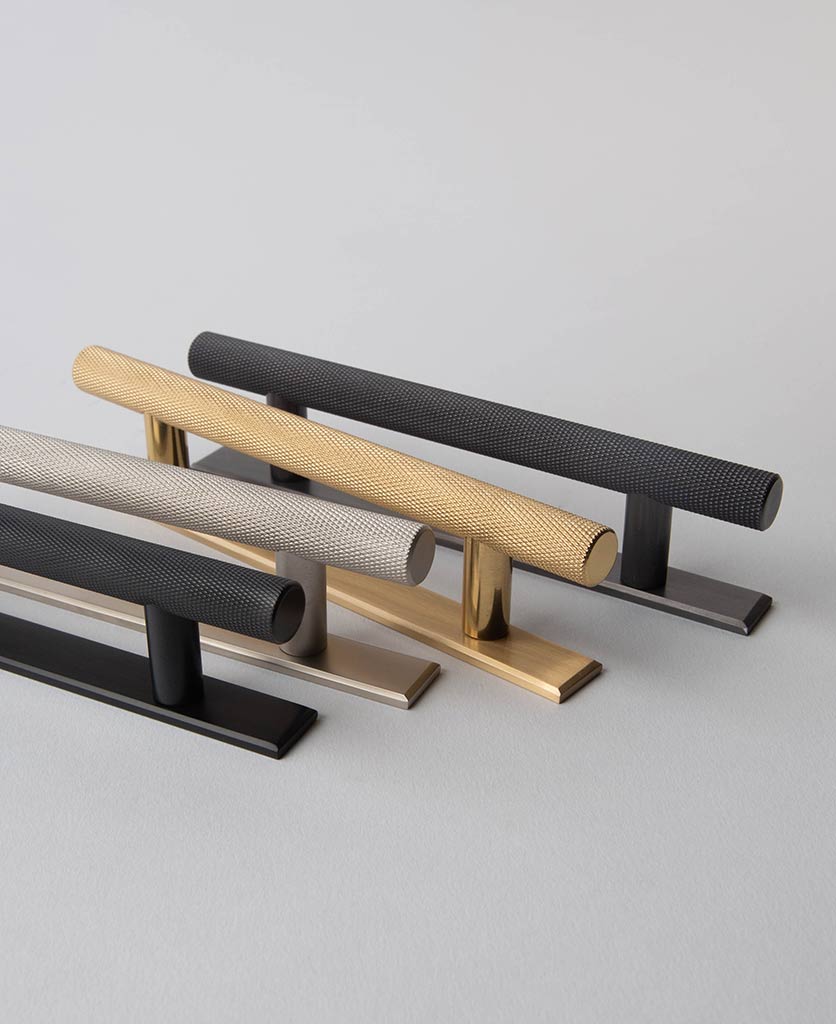 Skyscraper Knurled Kitchen Door Handle with Plate