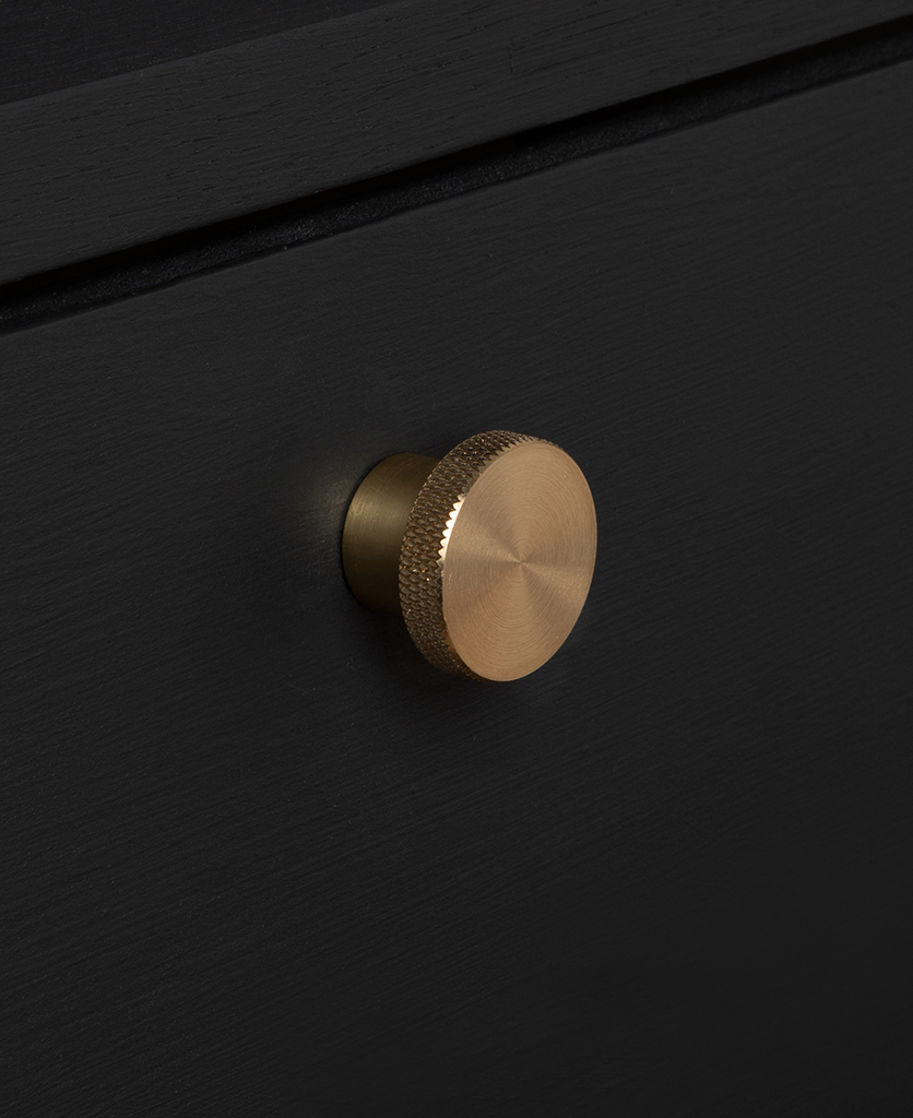 Drawer Knobs and Pulls Modernist Kitchen Drawer Knobs in 5 Colours