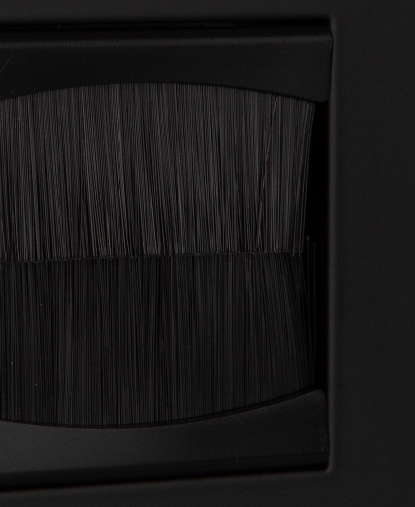 Black Brush Plate Single Brush Plate with Black or White Insert