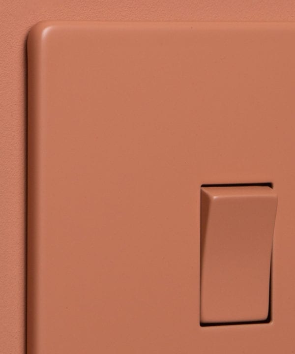 cinnamon 1g single rocker switch close up