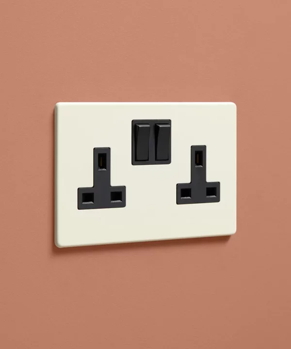 Whipped Cream double plug socket