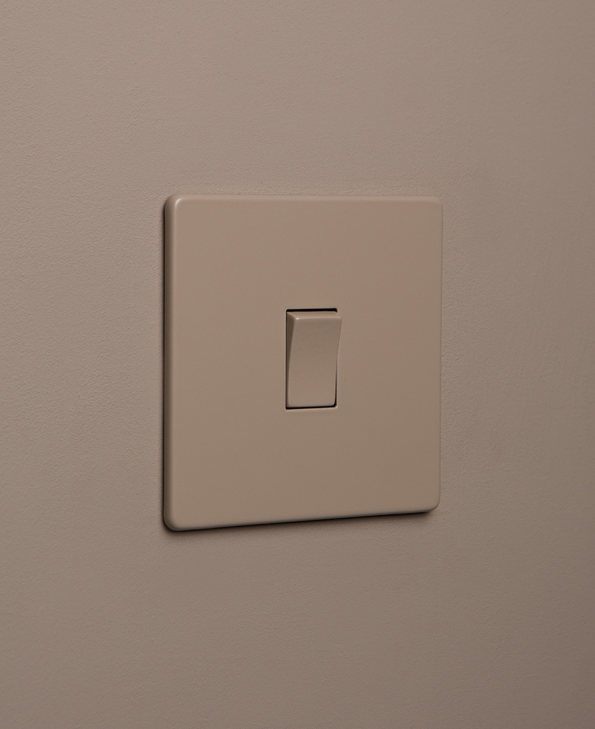 caramel latte 1g rocker single switch