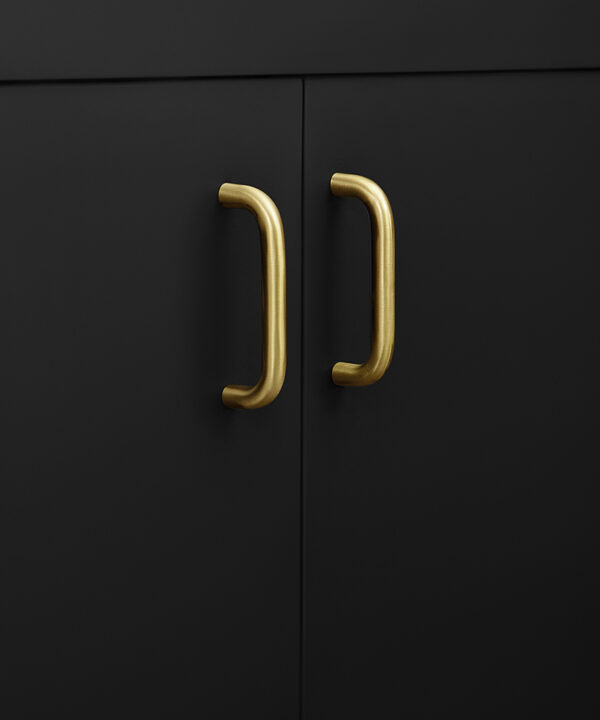 gold shanghai handle 10.8cm on black background