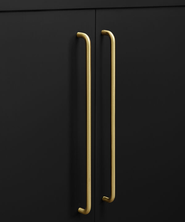 gold shanghai handle 42.2cm on black background