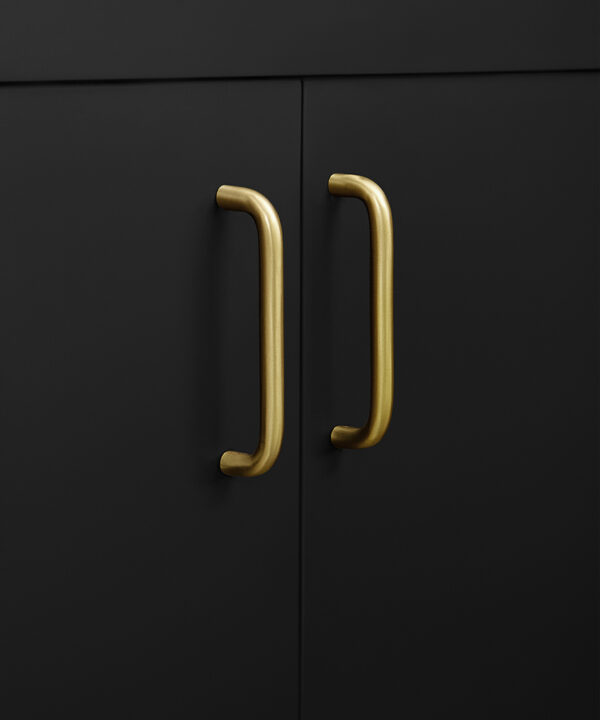 gold shanghai handle 14cm on black background