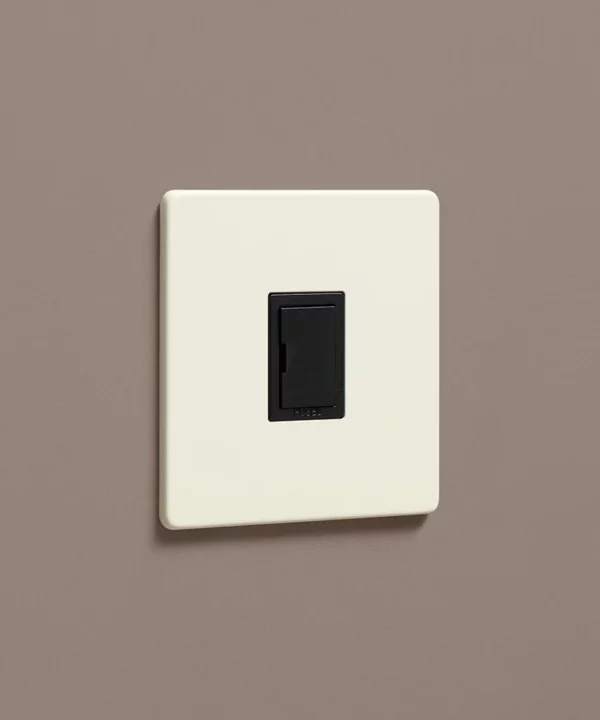 Whipped Cream unswitched fuse spur