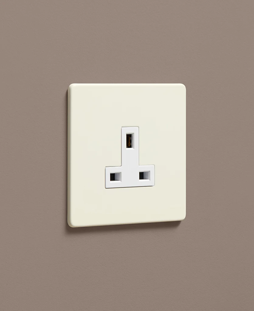 Whipped Cream single unswitched socket