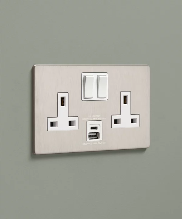 brushed silver double socket with usb and usbc charging ports