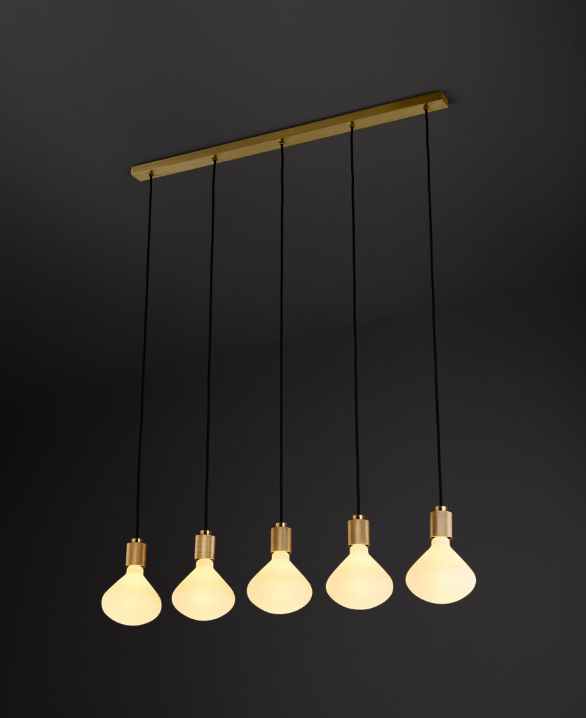 Lanesborough multi=pendant light for kitchen islands