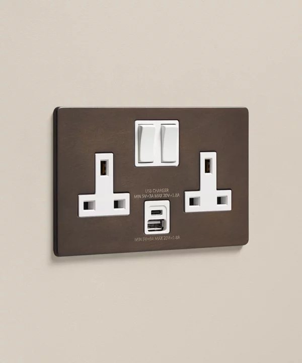 bronze 2 gang double socket with USB and USBC charging ports