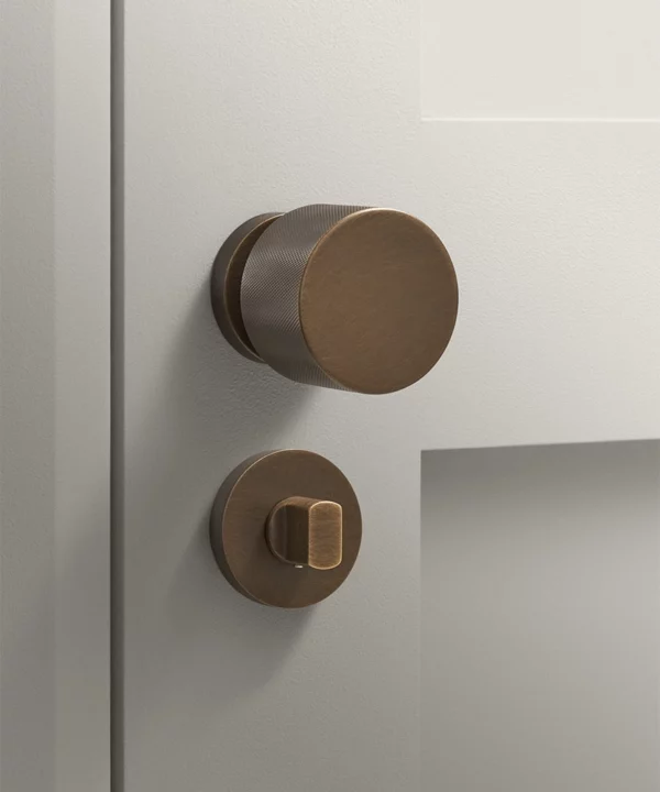 antique brass knurled internal door knob