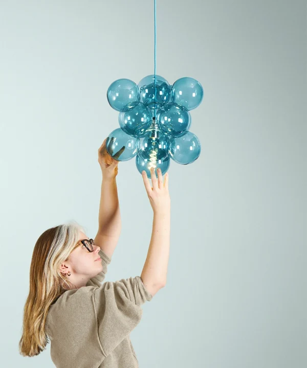 small turquoise bubble light